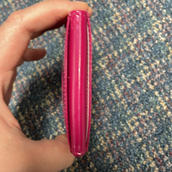 Preloved Beijo Pink Wallet/ Cardholder - Picture 3 of 8